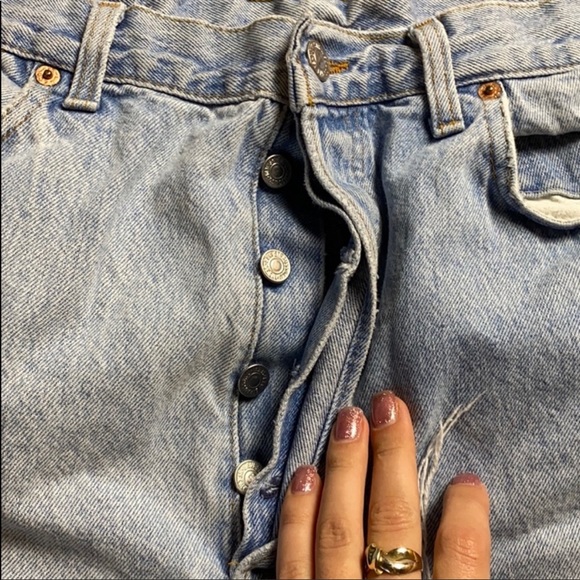 Vintage 501 Button Fly Cut Off Shorts - Picture 6 of 6